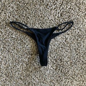 Boutine LA Manhattan Black Minimal Bottoms